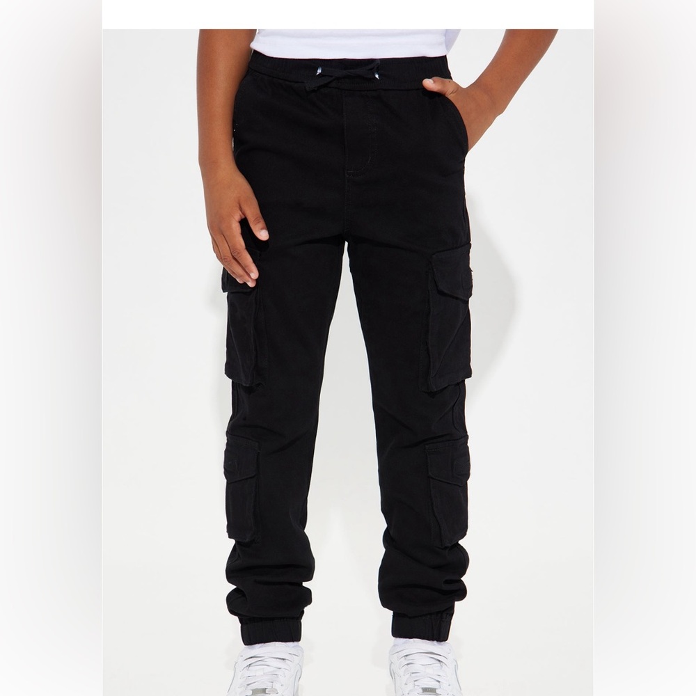 3 pair of boys size 16, twill cargo jogger pants, new never worn